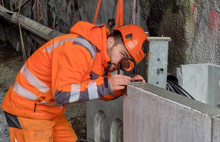Millimetergenaue Kontrolle für maximale Sicherheit im Bahnbetrieb